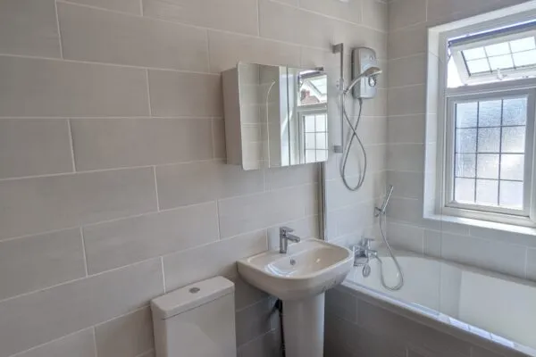 Bathroom-Refurbishment-2